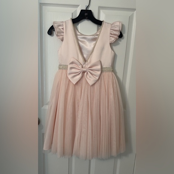 COUTURE PRINCESS Elegant Pink Kids Dress with Pearl Accents - Picture 9 of 13